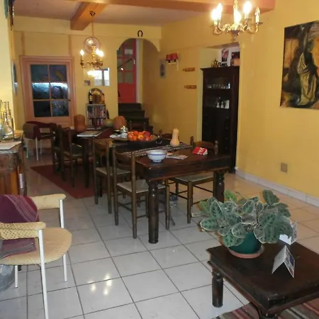 Bed & Breakfast La Dolce Vita Azille