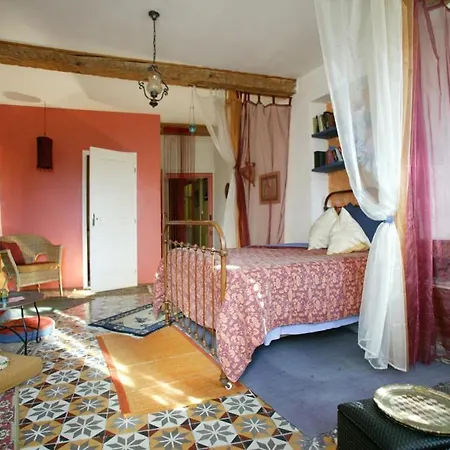 La Dolce Vita Bed & Breakfast *